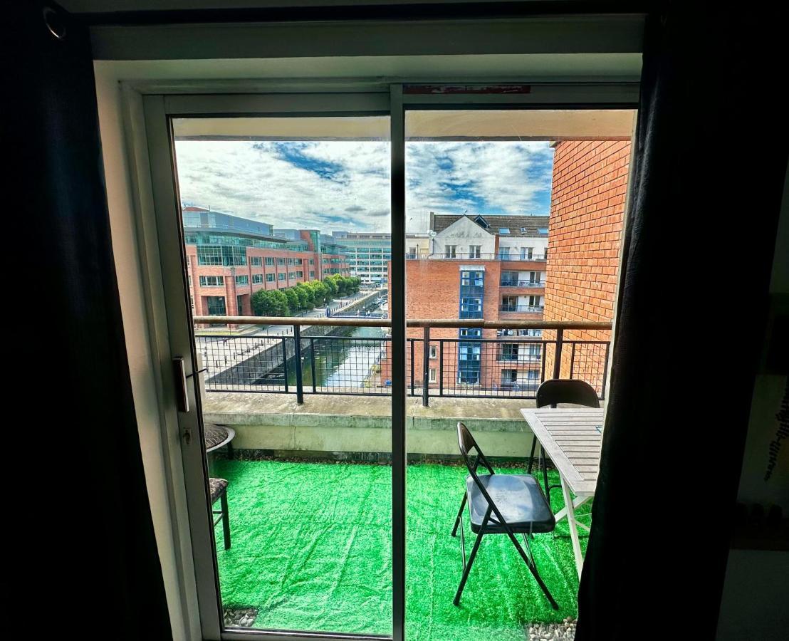 Customhouse Balcony View, Dublin 1 Otel Dış mekan fotoğraf